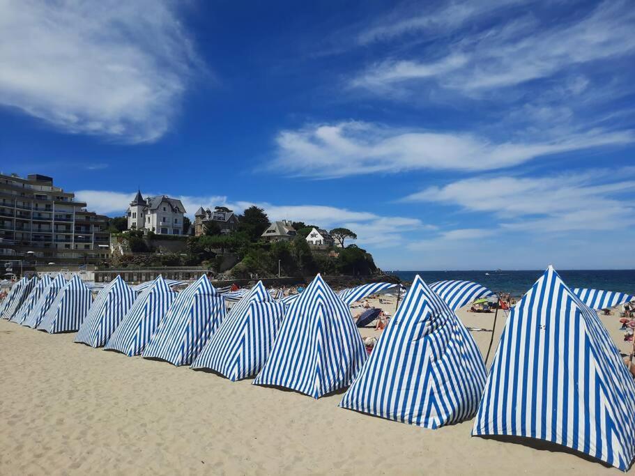 Le Jacaranda-A 2 Min De La Plage, Hyper Centre De Dinard, Vue Mer De La Fenetre ภายนอก รูปภาพ